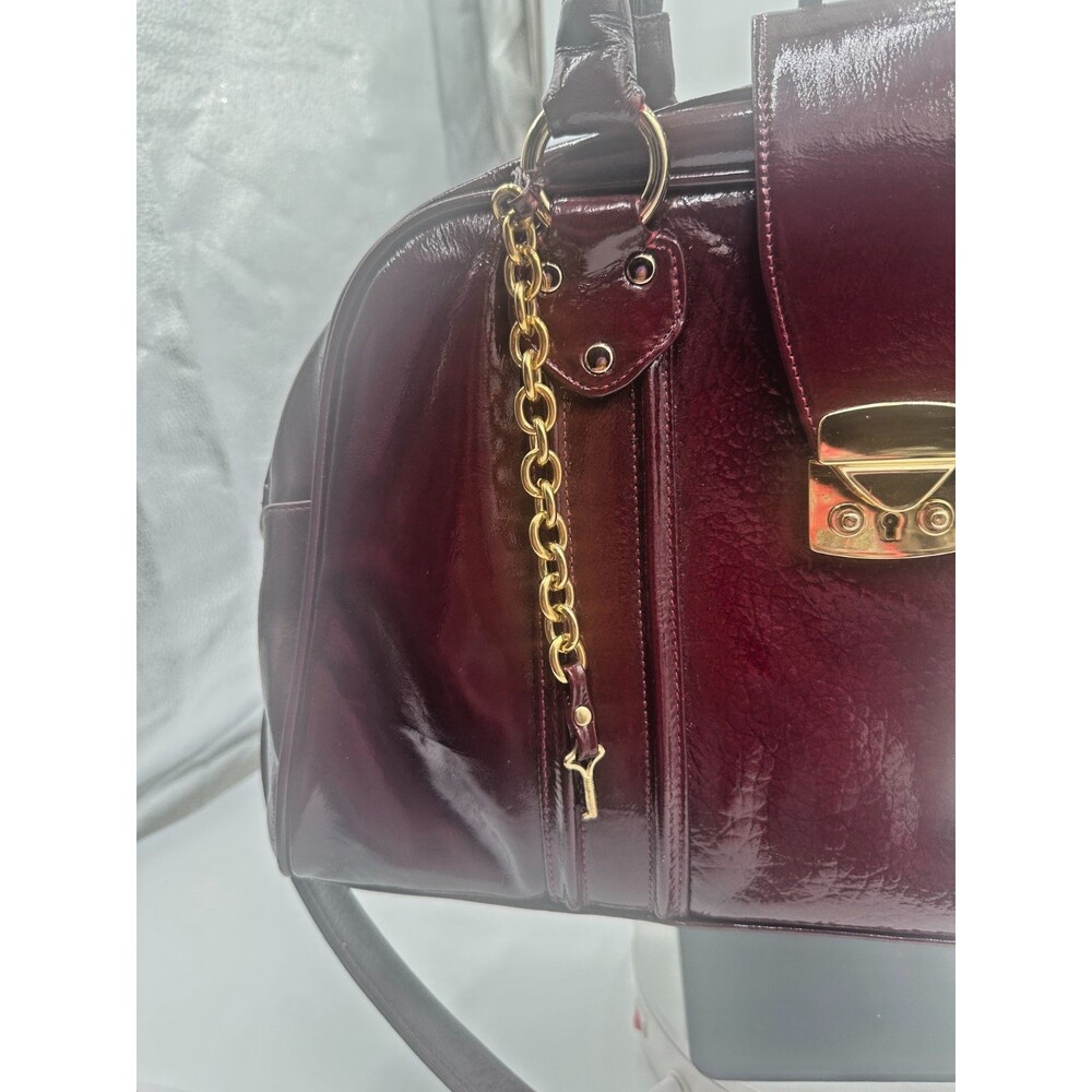 Zina Eva Burgundy Patent Leather Satchel Bag Gold Hardware Crossbody NWT/FLAW - Picture 3 of 10